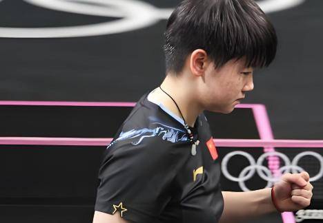  穆古鲁扎回归赛场，回归赛场首场状态亮眼，老鹰观众沸腾！